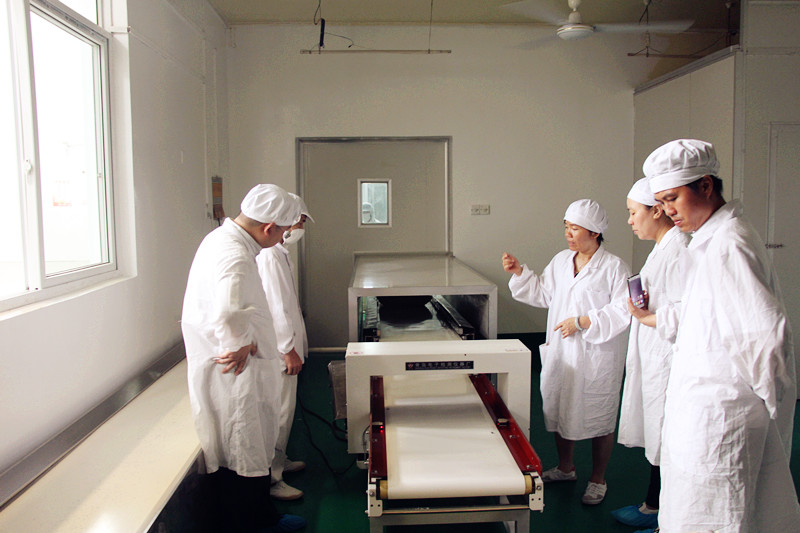 我司顺利通过ISO9001质量管理体系、ISO2200食品安全管理体系的再认证注册审核